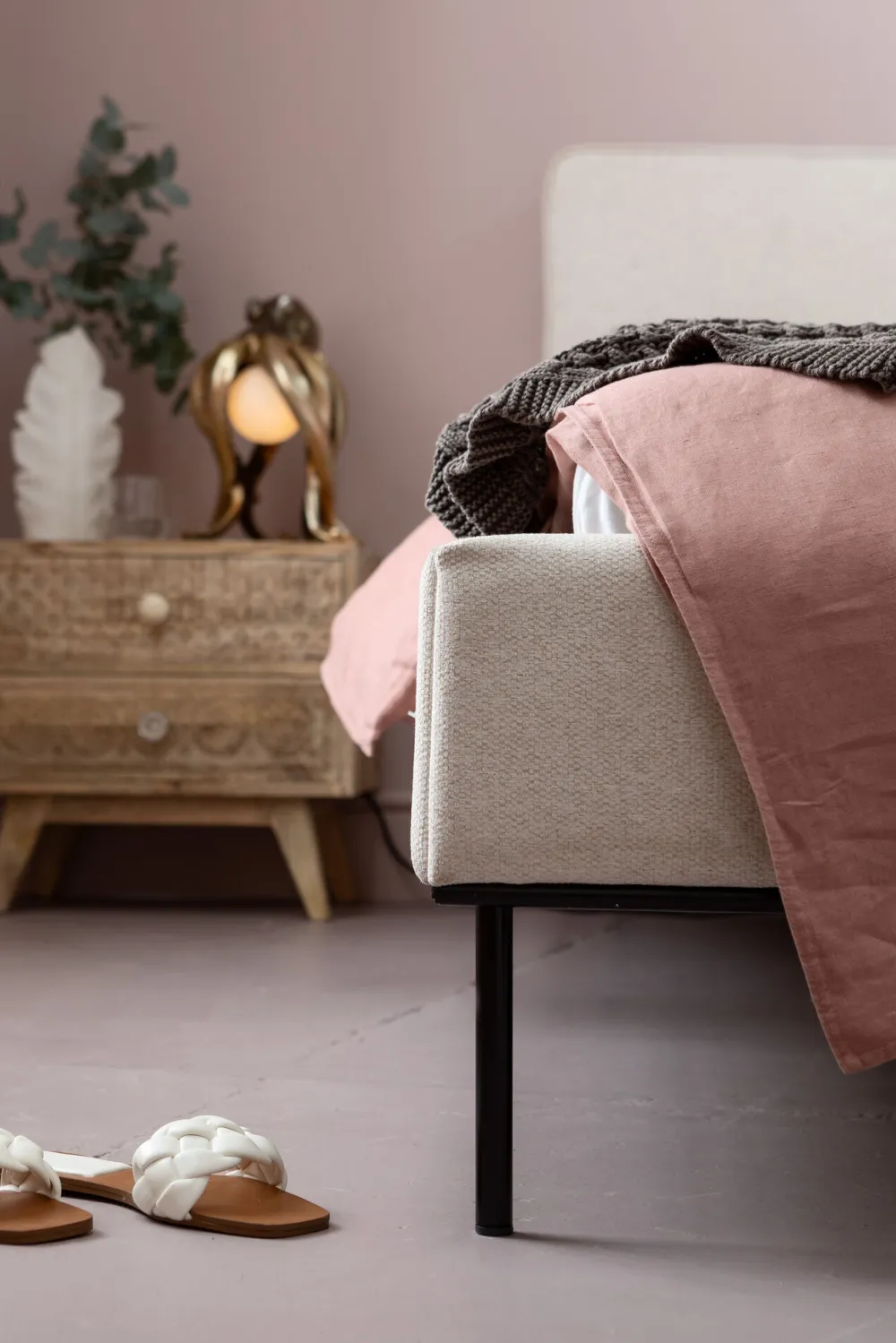 KARE Bett East Side 180x200cm Outlet