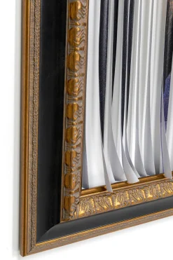 KARE Bild Frame Ma­de­moi­selle Lisa 130x163cm Online