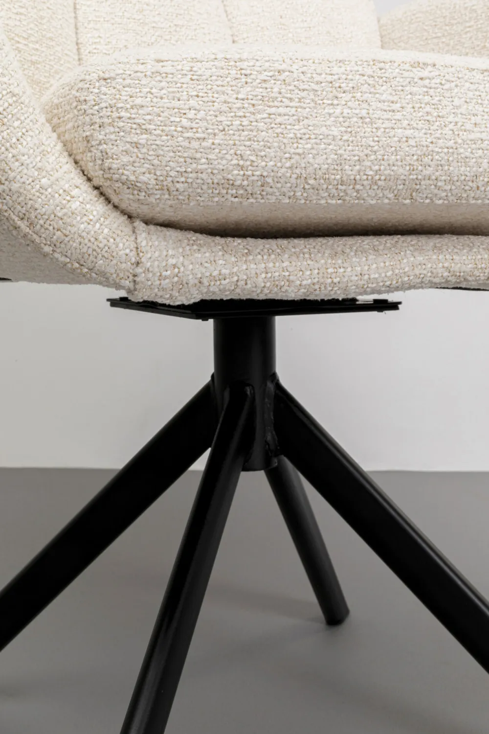 KARE Drehstuhl Molly Beige Online