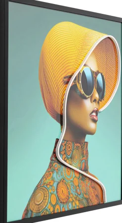 KARE Gerahmtes Bild Sun Hat Woman Gelb LED 80x80cm Hot
