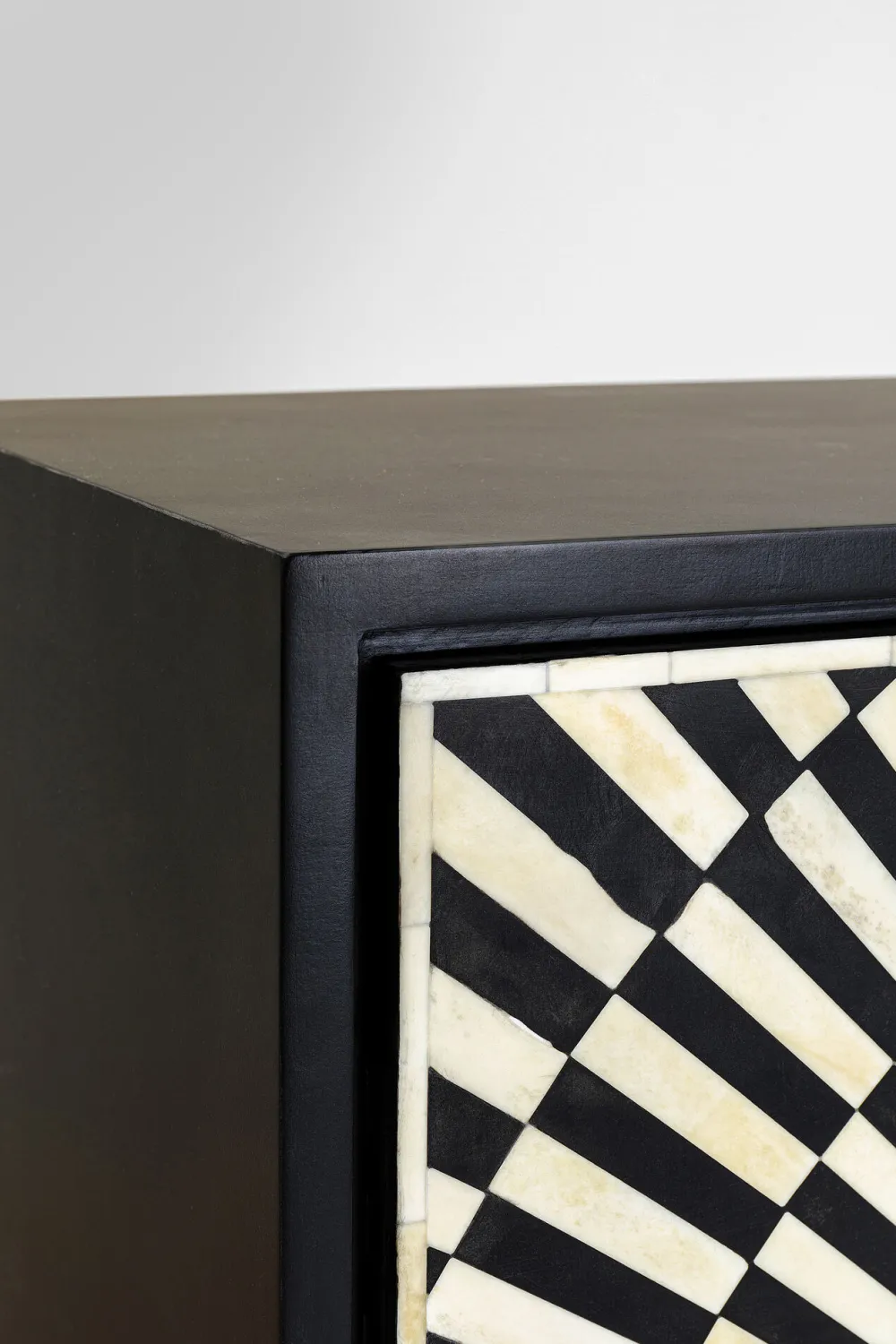 KARE Highboard Electro Clearance