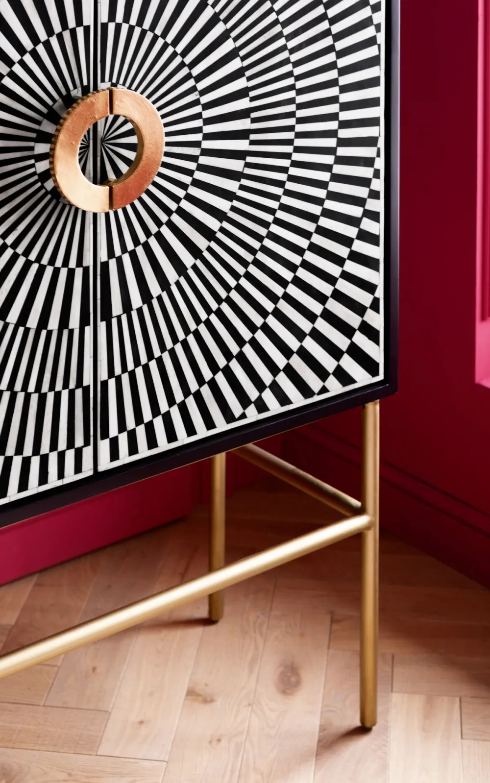 KARE Highboard Electro Clearance