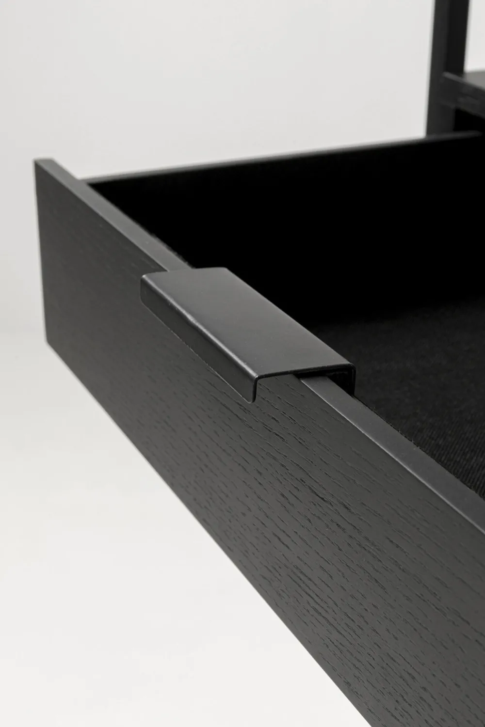 KARE Regal Bologna Schwarz 125x200cm New