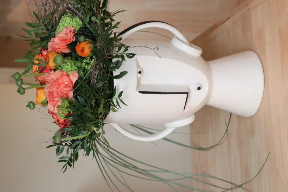 KARE Vase Face Pot 30 Hot