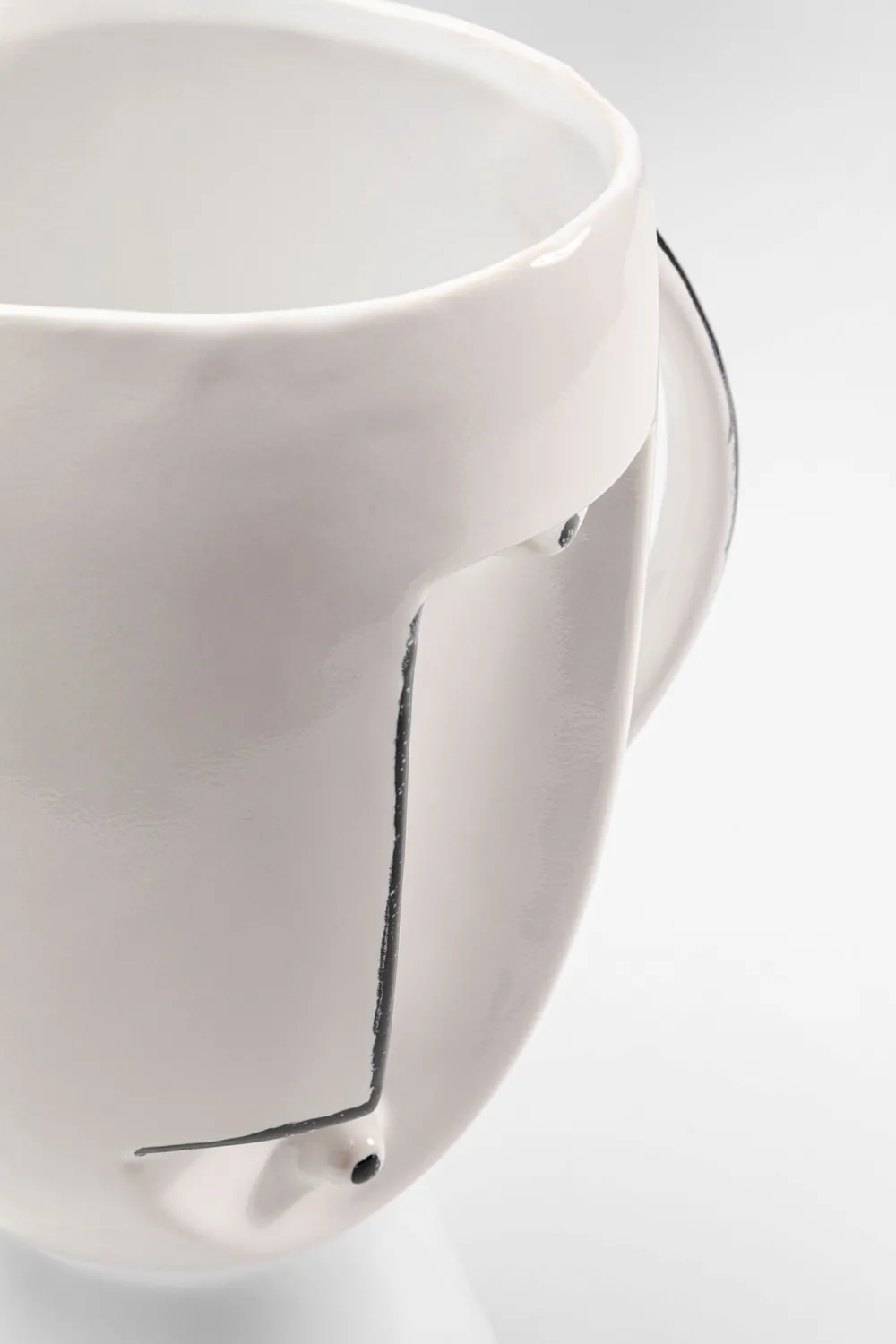 KARE Vase Face Pot 30 Hot