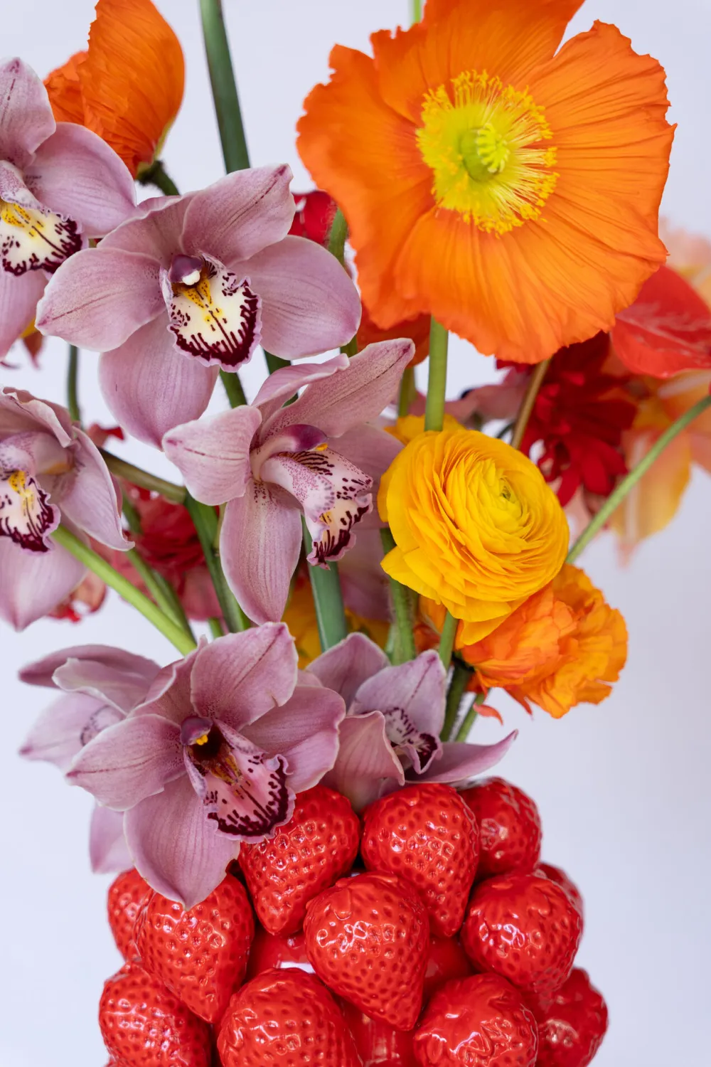 KARE Vase Strawberries Rot 24cm Discount