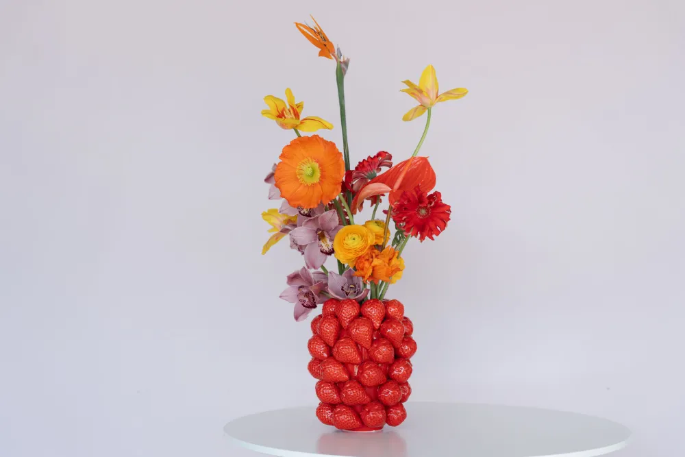 KARE Vase Strawberries Rot 24cm Discount